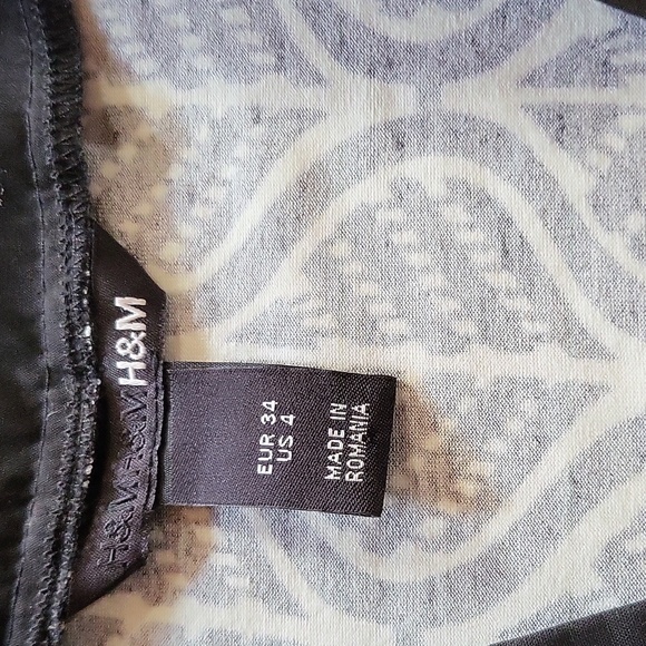 Dress - Picture 3 of 5